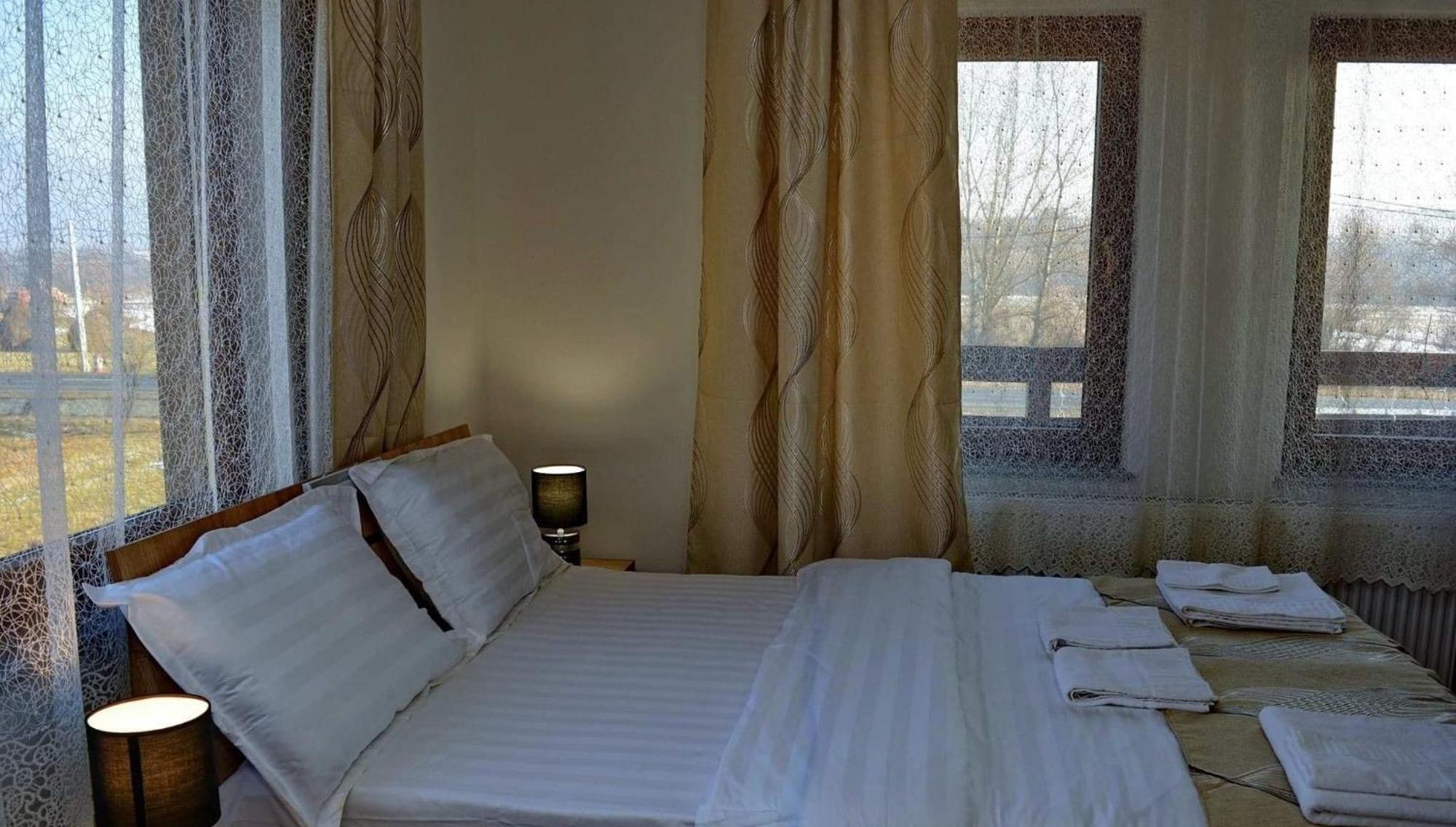Casa Vadeanu Hotel Máramarossziget Kültér fotó